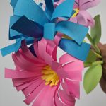 Aula de Artes: Confecção de Flores em Papel – Celebração do Dia da Mulher